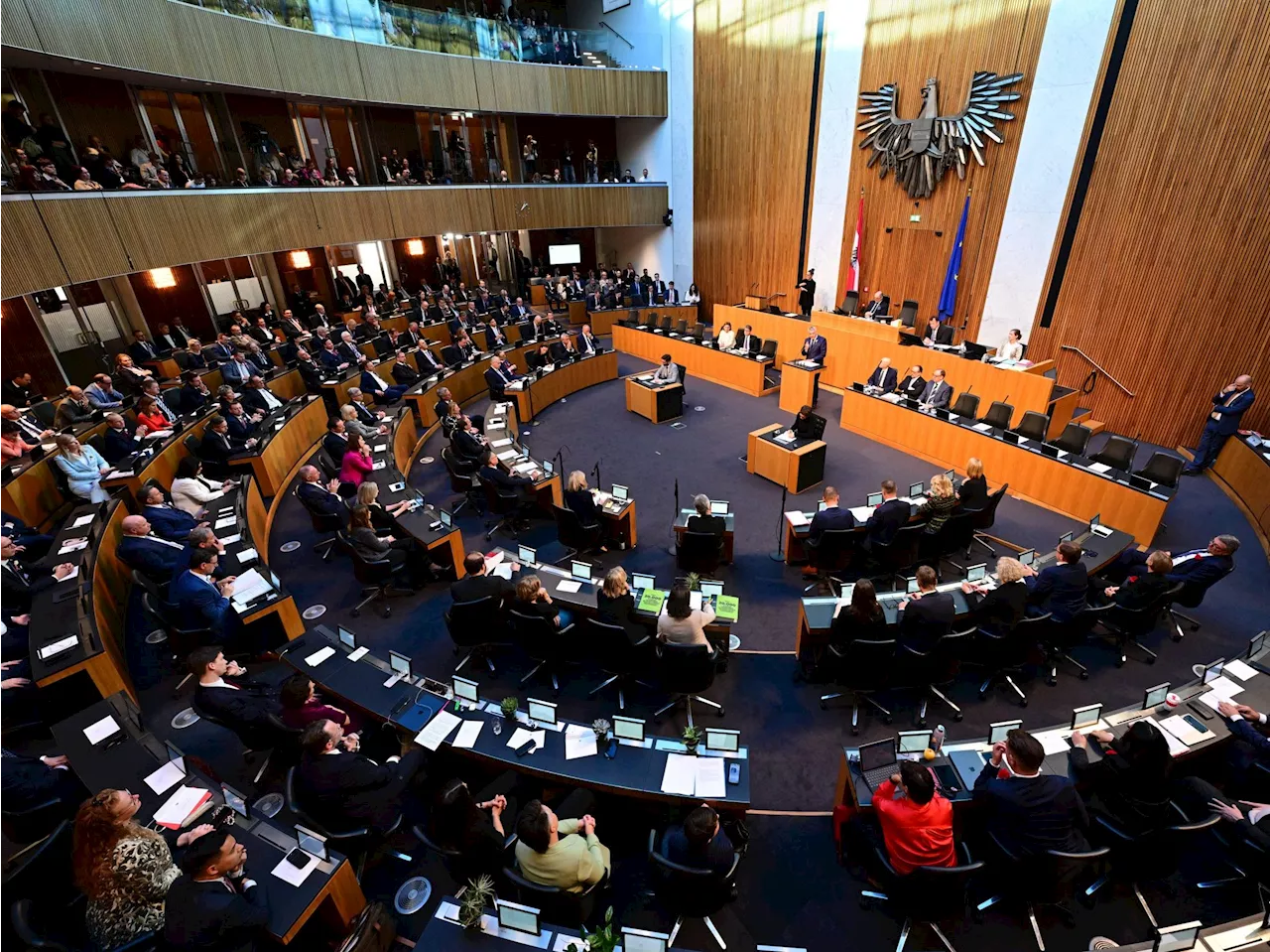 Live: Erste Nationalratssitzung nach der Wahl