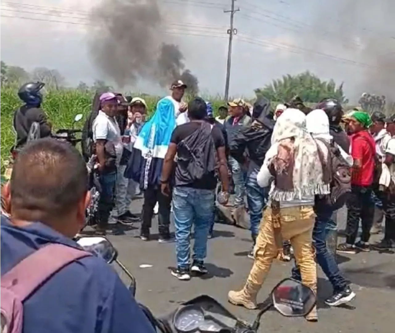 Protestas en la vía Panamericana del Cauca por problemas con el servicio de energía