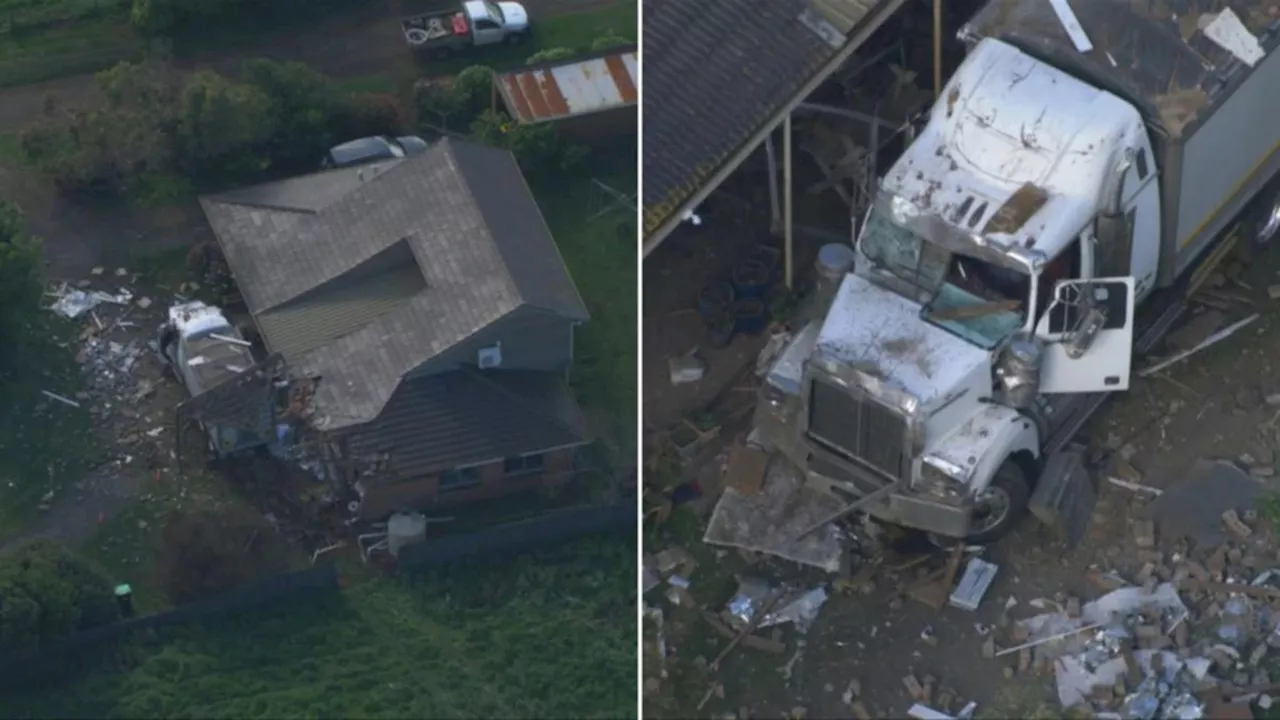 Truck crashes into house in Tower Hill in regional Victoria, killing two people inside