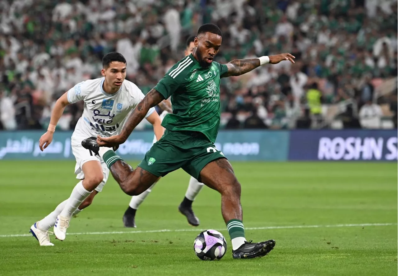 الدوري السعودي: الأهلي يتعثر بالتعادل... ويخسر ميندي قبل الديربي