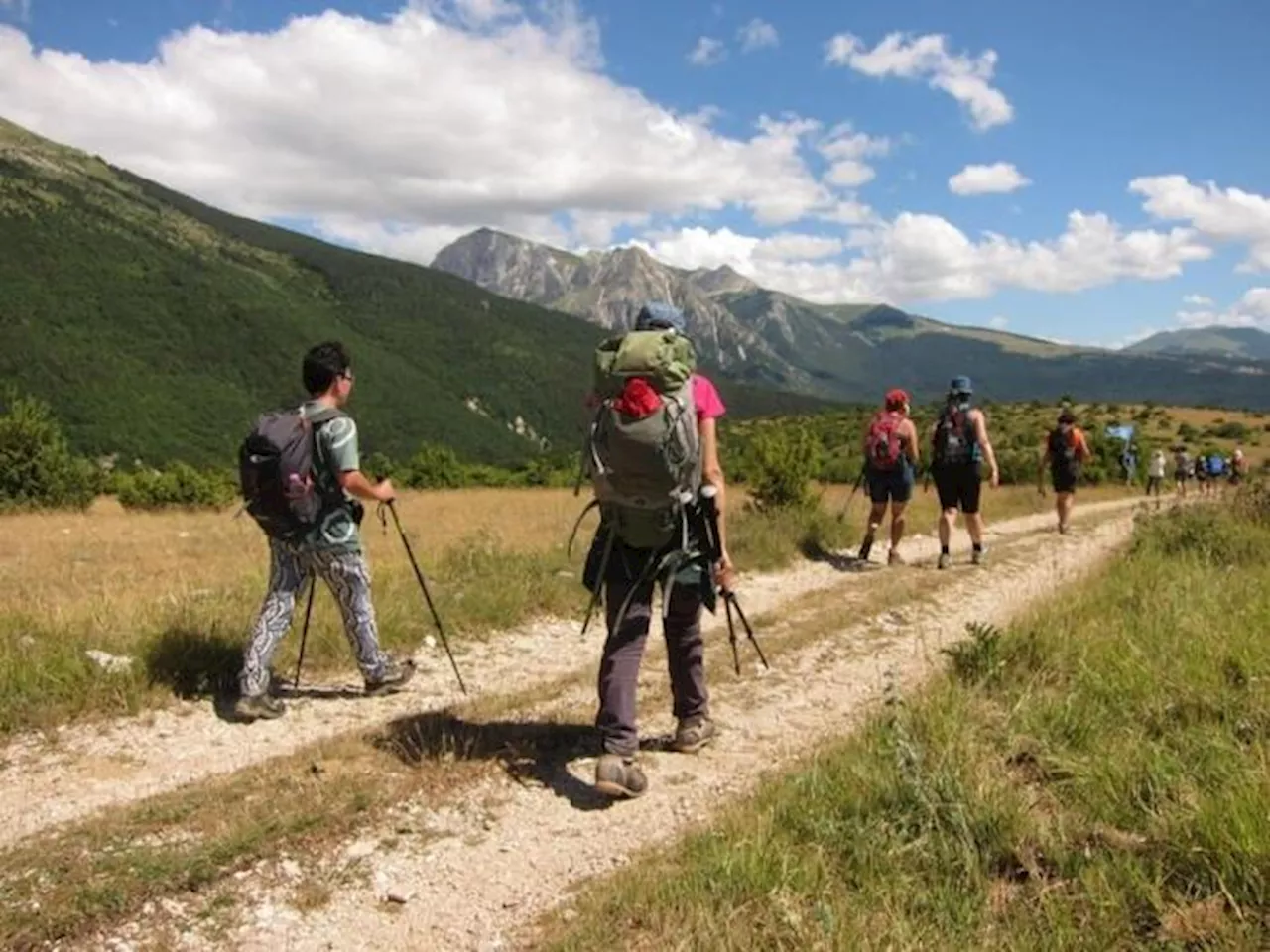 Trekking per non vedenti, un progetto che parte dalle Marche