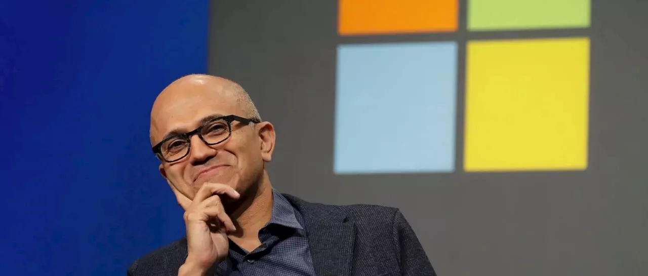 Sueldo del CEO de Microsoft aumenta a pesar de los despidos