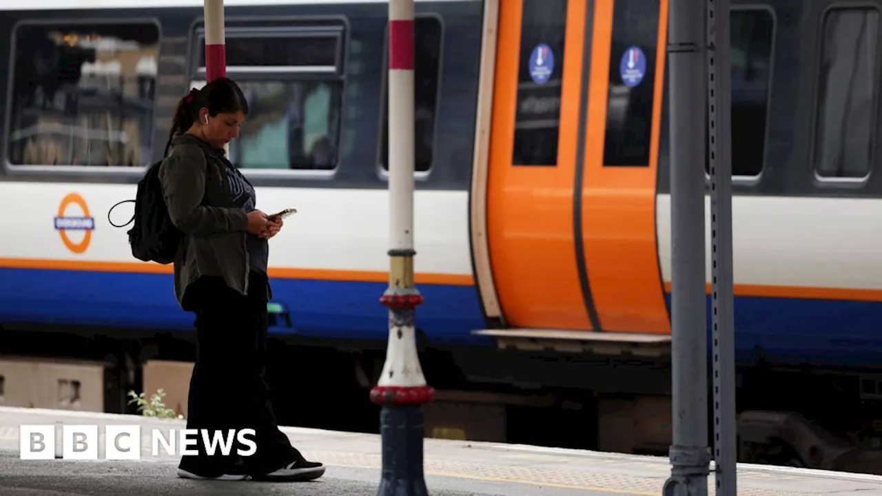 Rail passengers warned of delays in south London for signal works