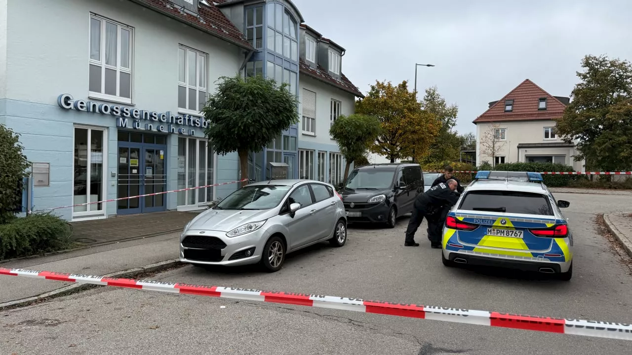 Banküberfall in München – Polizei fahndet nach flüchtigem Täter