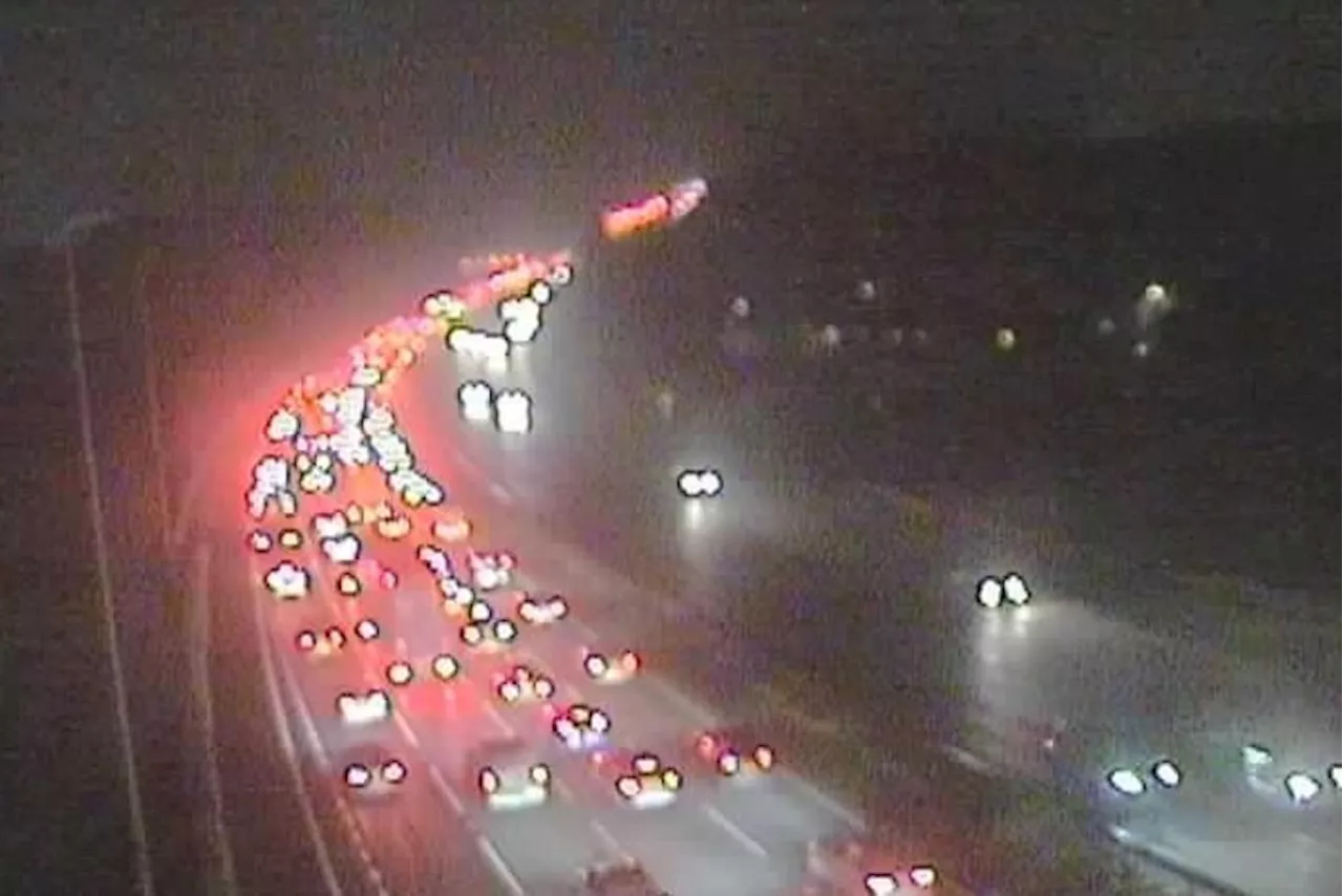 M6 crash shuts two lanes at Junction 31 with major delays