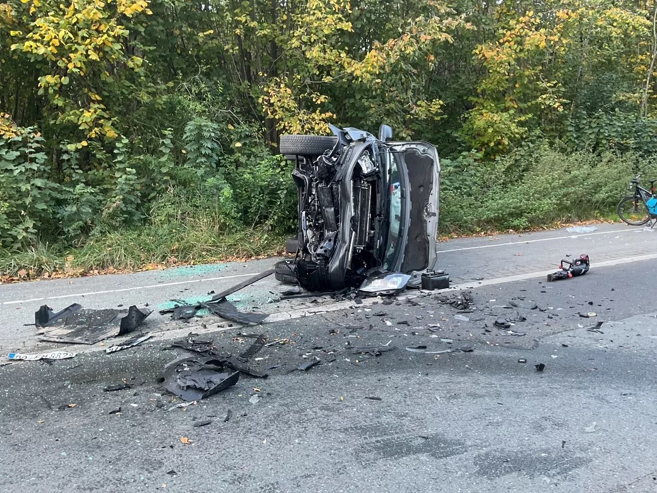 Frontalunfall zweier PKW mit vier Verletzten