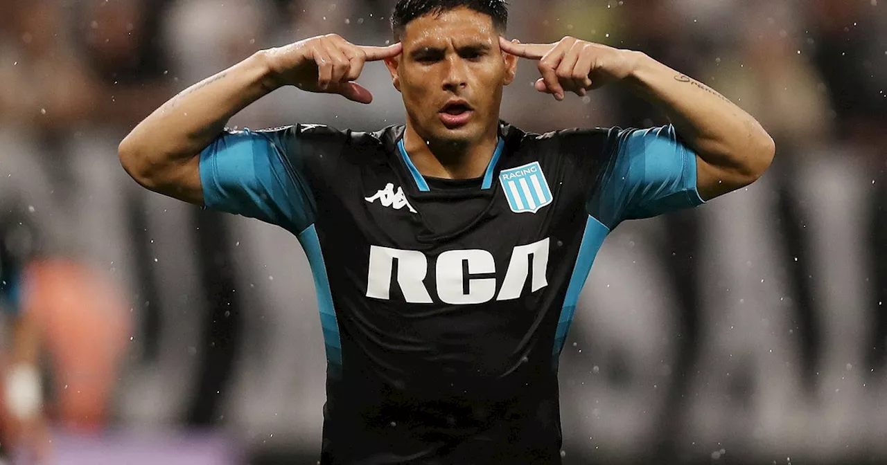 Video: el golazo de Salas para poner el 1-0 de Racing ante Corinthians