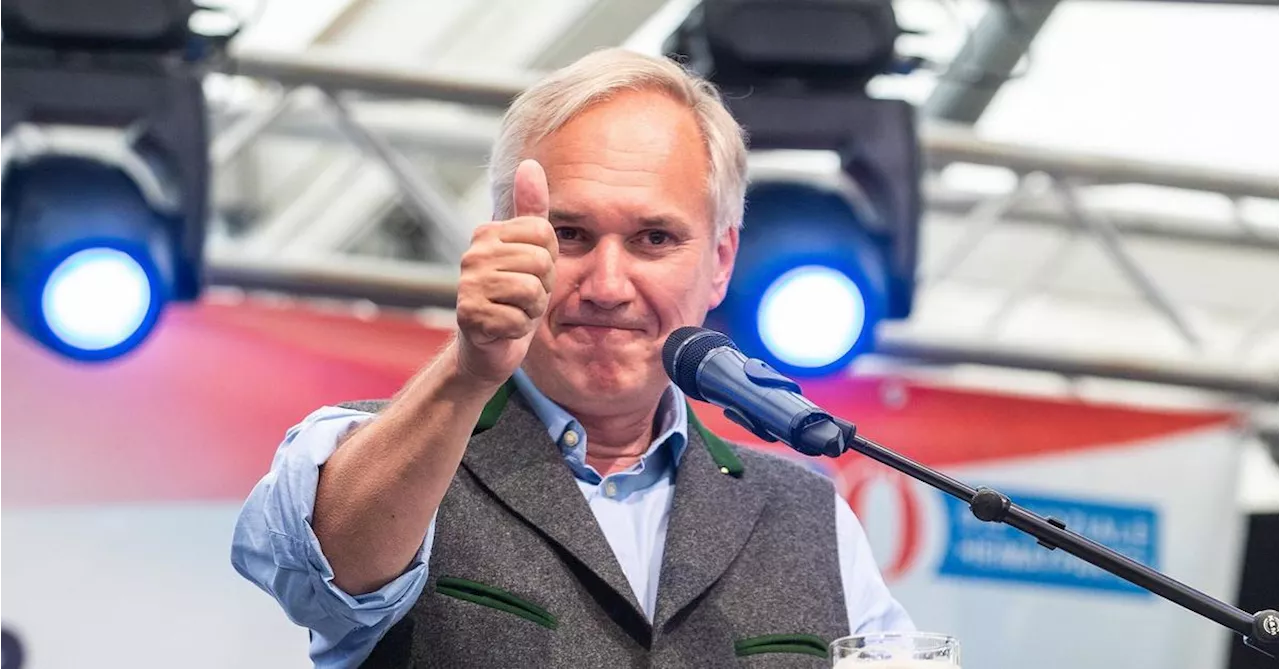 „Stramm rechts mit Handschlagqualität“: Wer ist Walter Rosenkranz?