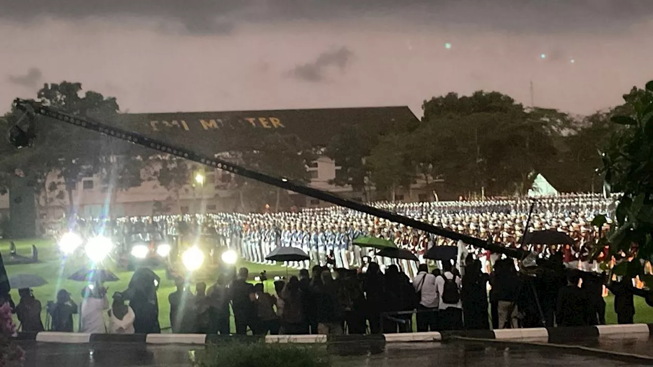 Parade Senja di Akmil Berlangsung di Bawah Guyuran Hujan