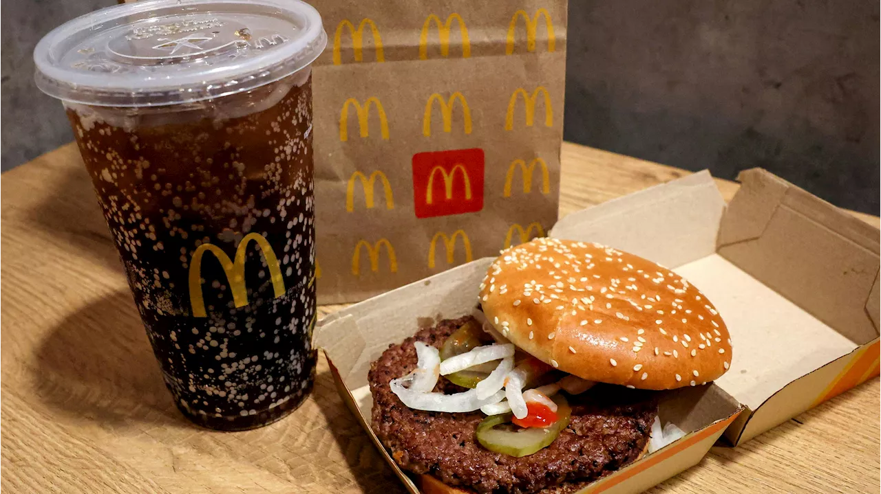 Nach Tod durch Mäcci-Burger - Bakterien-Alarm! Fast-Food-Ketten streichen Zwiebeln