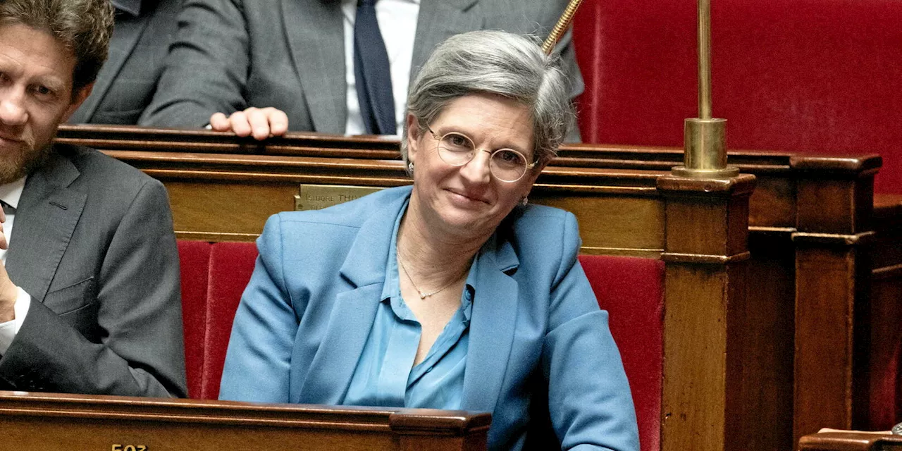 Après un bras d’honneur à l'Assemblée nationale, Sandrine Rousseau présente ses excuses