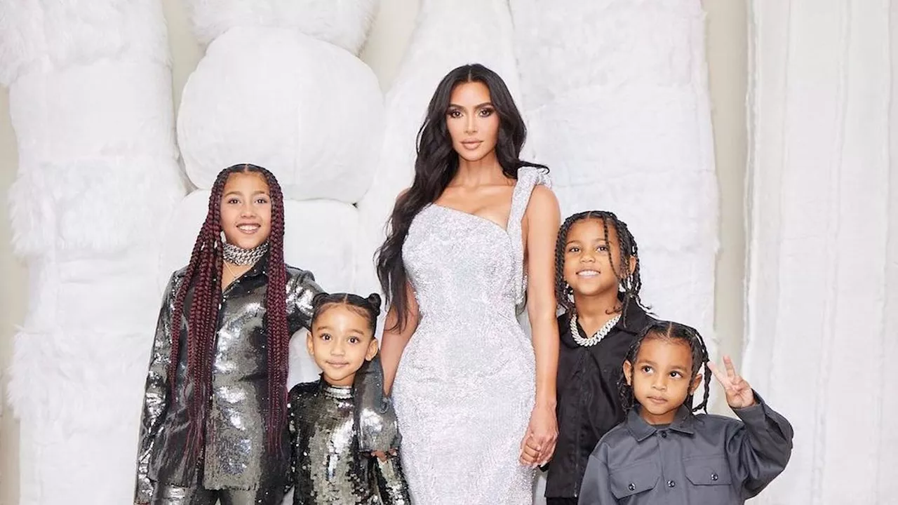 Kim Kardashian Dapat Kado Ulang Tahun Romantis dari Putrinya North West, Penuh Haru!