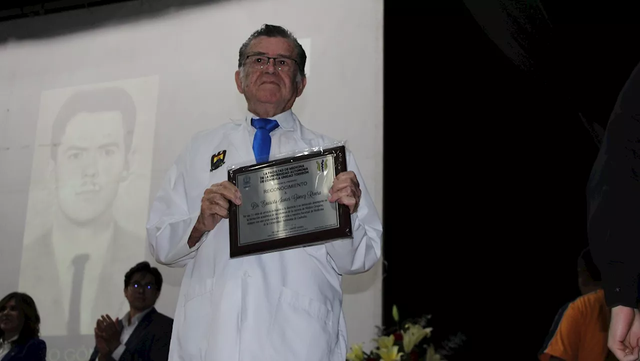 Otorgan reconocimiento al doctor Evaristo Javier Gómez Rivera por su trabajo docente