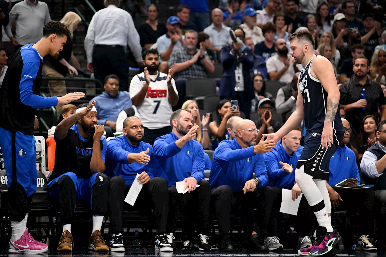 Doncic scores 28, Thompson adds 22 in Dallas debut as Mavs top Spurs 120-109