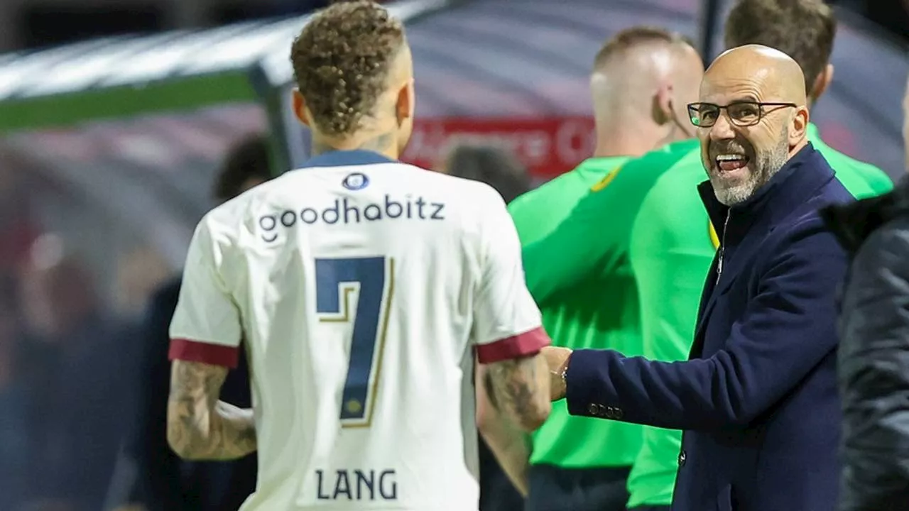 Ook trainer Peter Bosz is fan van de zanger Noa Lang: 'Lekker nummertje'