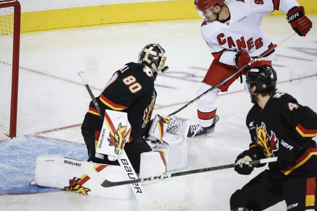 Carolina Hurricanes cool off Calgary Flames with a 4-2 win