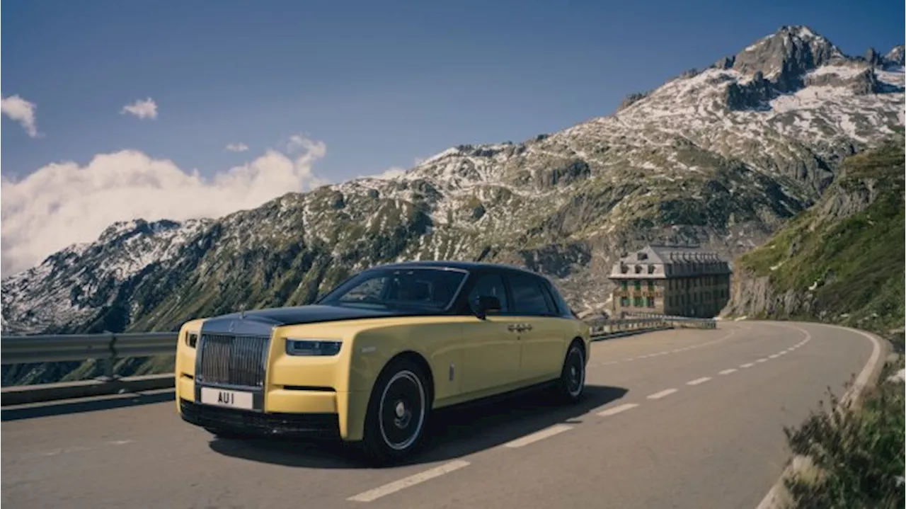 This New Rolls-Royce Phantom Is a Gold-Finished Ode to ‘Goldfinger’