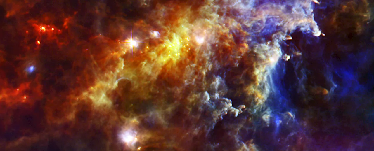 Astronomers Discover Complex Carbon Molecules in Interstellar Space