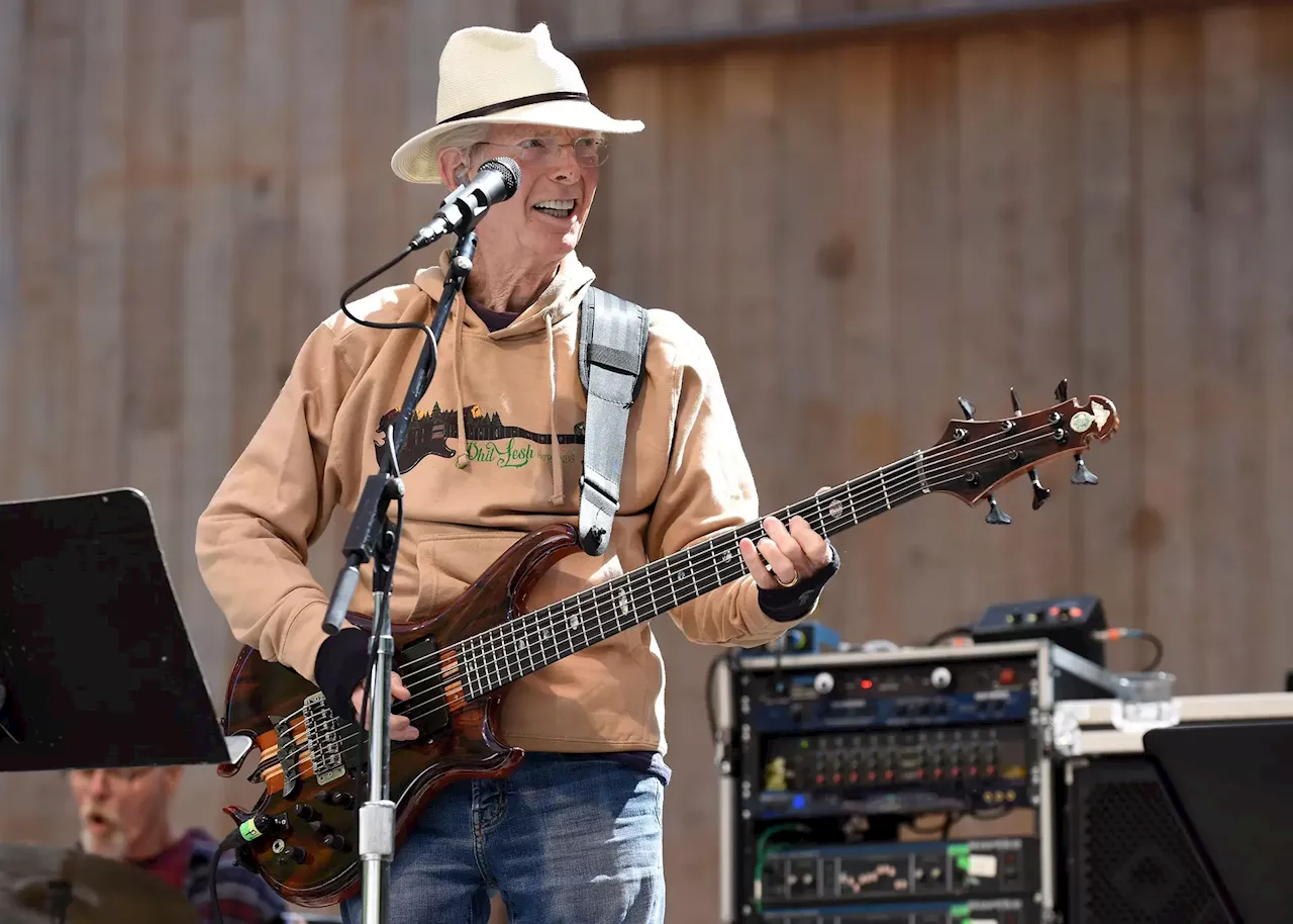 Morreu Phil Lesh aos 84 anos, um dos fundadores dos Grateful Dead