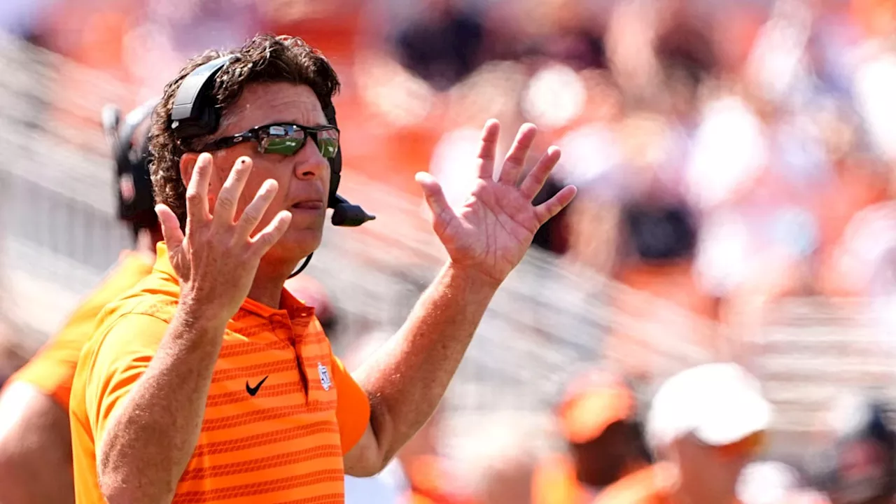 Oklahoma State in Danger of Longest Losing Streak Under Mike Gundy