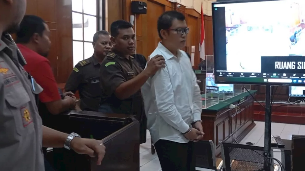 Usai 3 Hakim Pembebas Ronald Tannur, Eks Pejabat MA Dikabarkan Ikut Ditangkap Kejagung di Bali