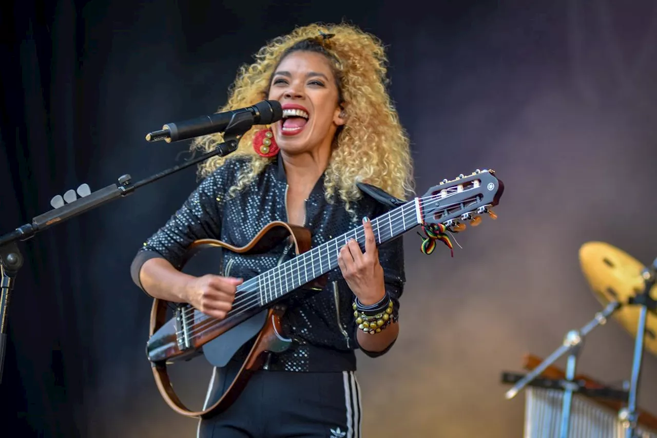 Flavia Coelho, la voix du Brésil, en concert en Dordogne