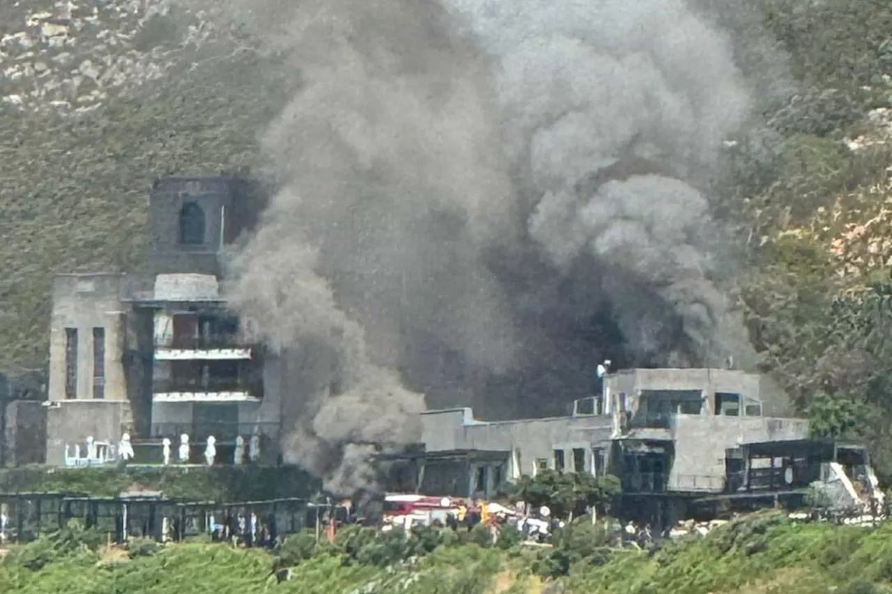 400 people rescued after fire breaks out at Table Mountain cableway [VIDEO]