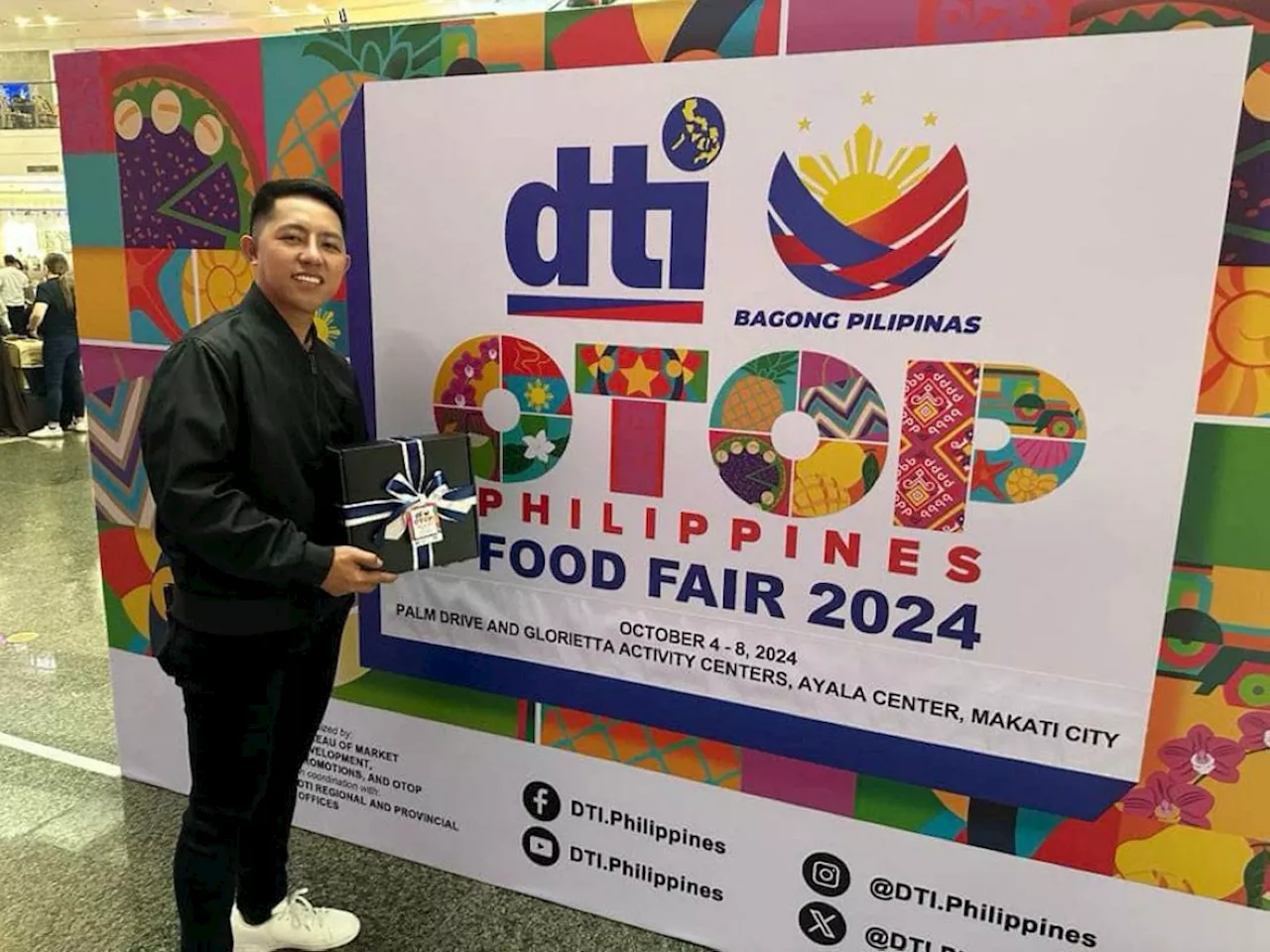 Rene Dimaano graces DTI OTOP Food Fair 2024 at Glorietta