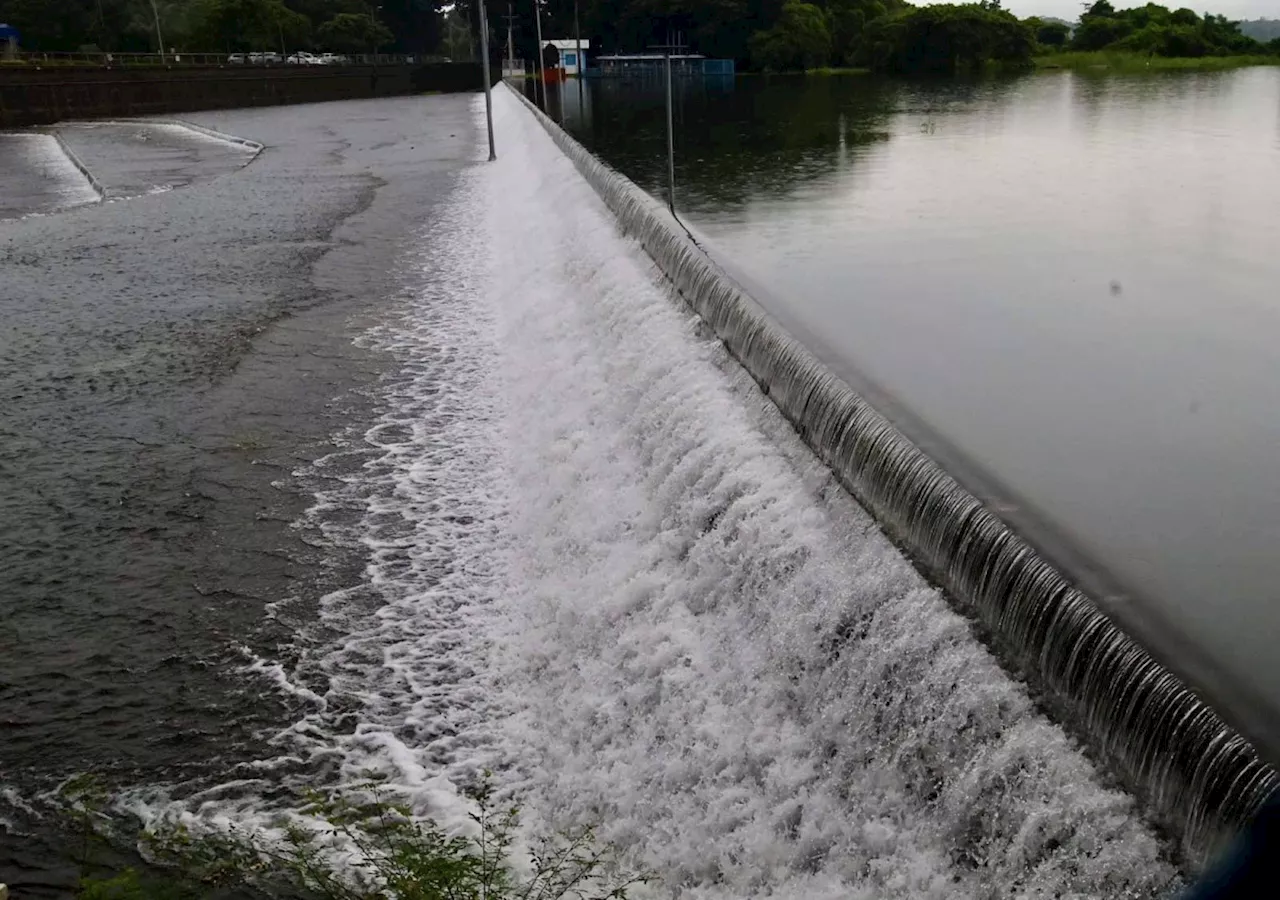 Residents near La Mesa Dam warned of overflow