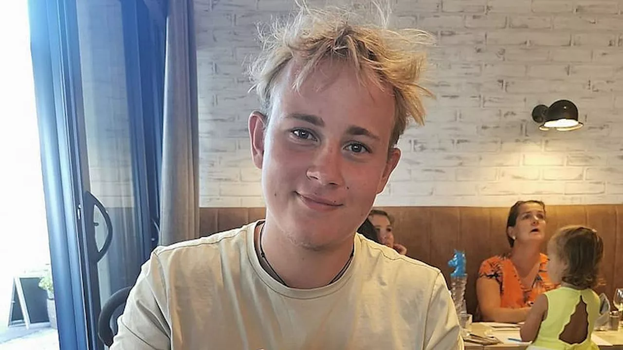 Folk tror, han lyver, når han fortæller sit navn