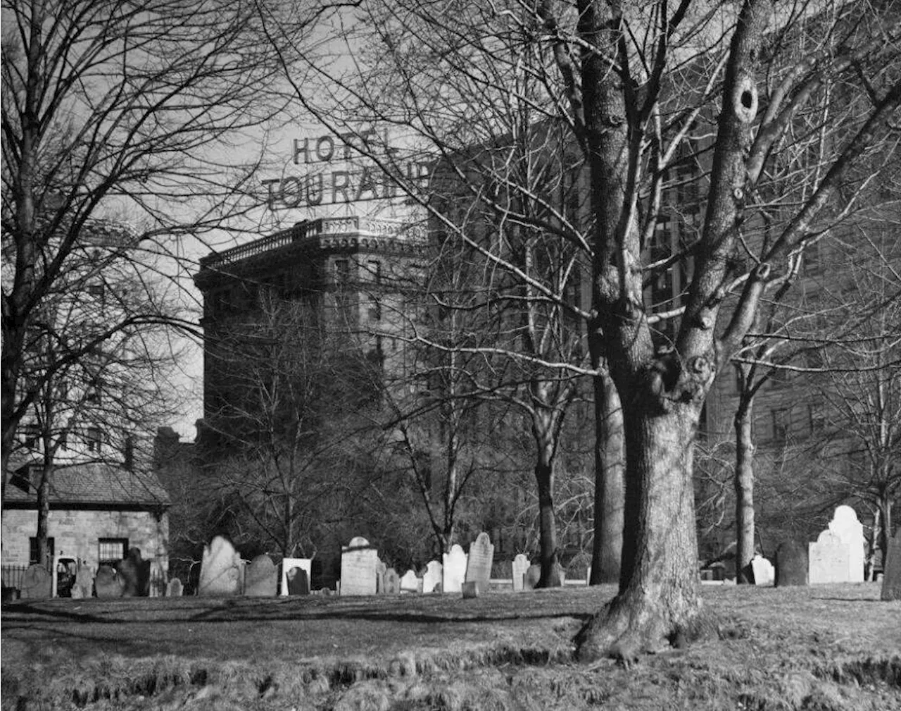 Journey if you dare: 5 historically haunted spots in Boston