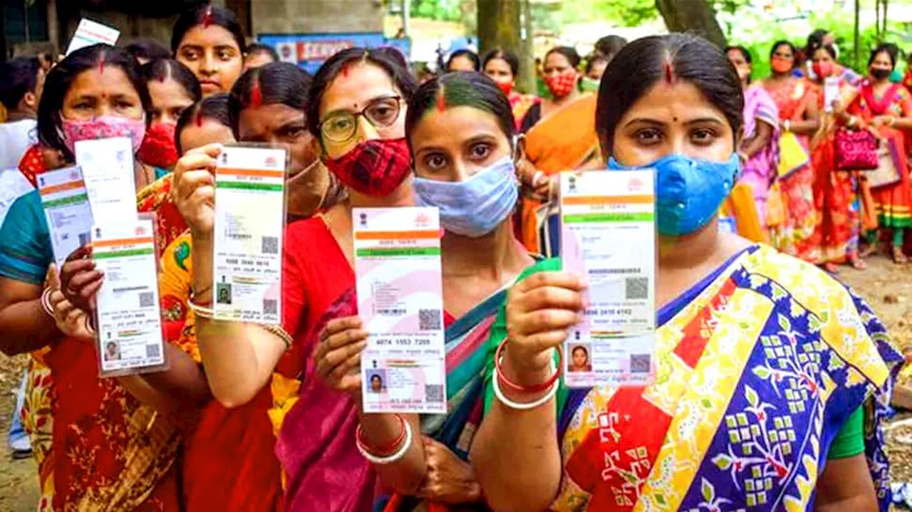 அது முறையான ஆவணம் அல்ல.. இனி ஆதார் அட்டை இதற்கு பயன்படாது -உச்சநீதிமன்றம் அதிரடி