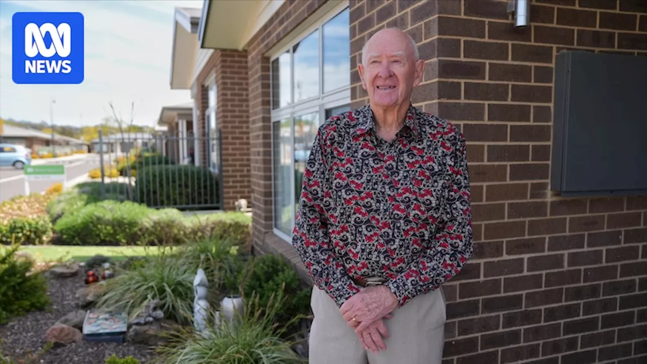 Canberra's retirement villages urged to be more transparent about where fees are going