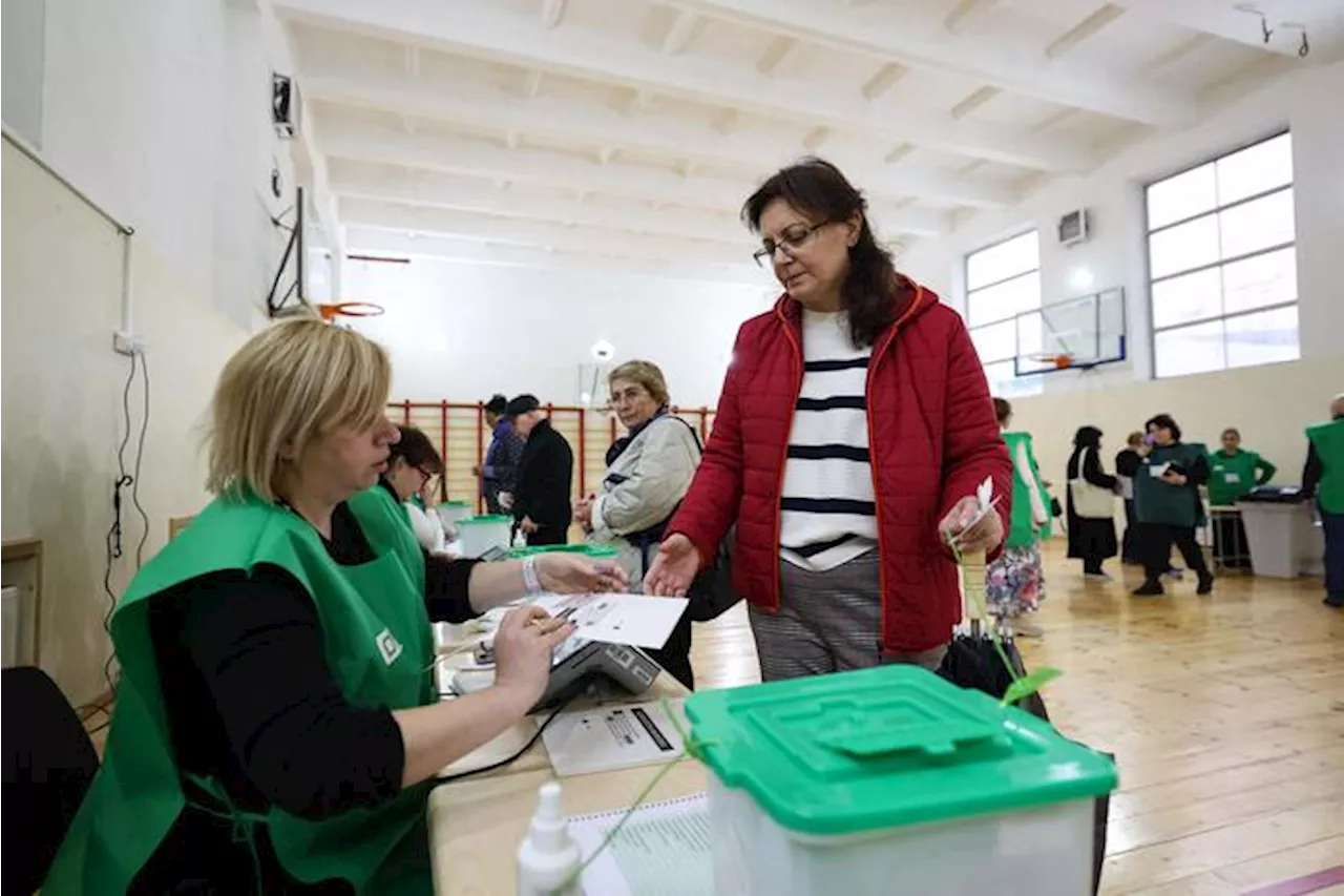 Exit poll in Georgia contrastanti alla chiusura dei seggi