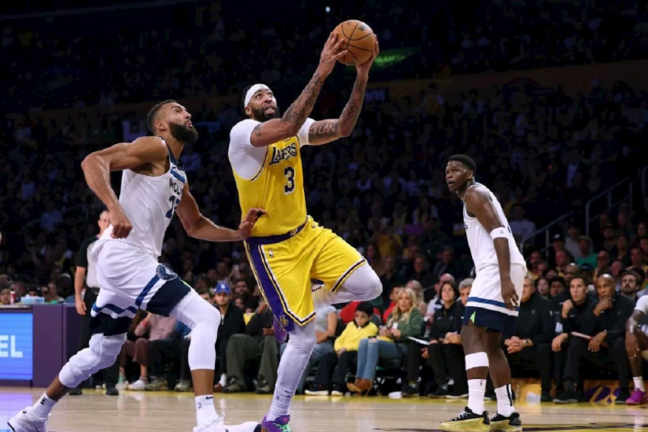 Anthony Davis cetak 35 poin, Lakers bangkit dan kalahkan Suns 123-116