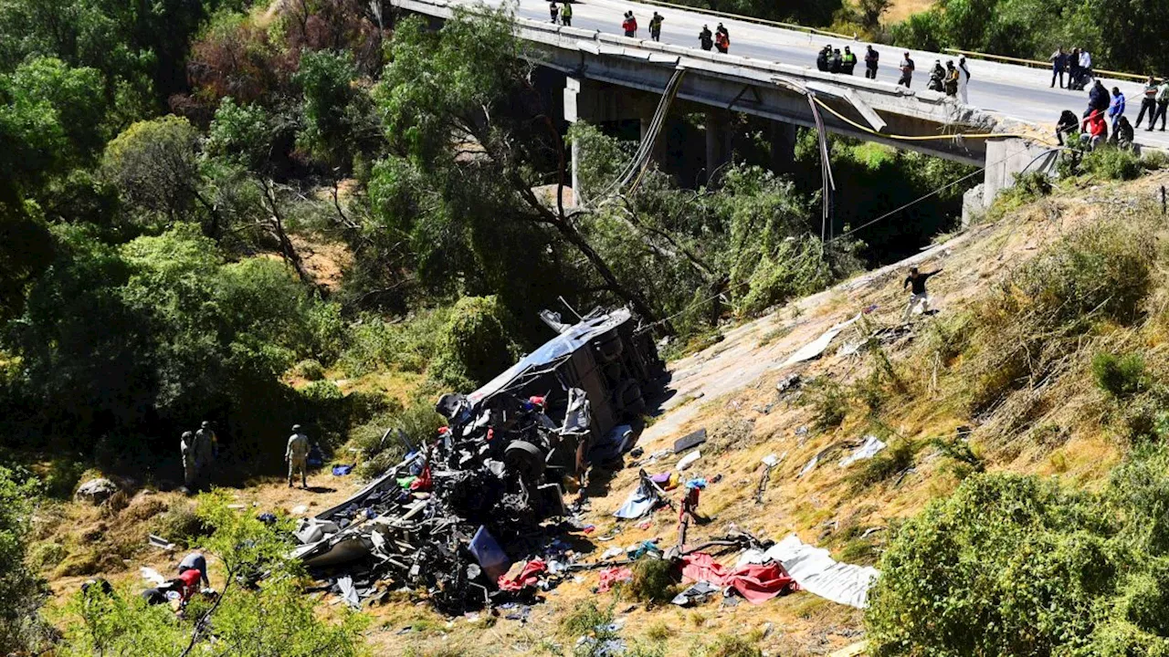 Accidente de autobús en Zacatecas, México, deja 19 muertos