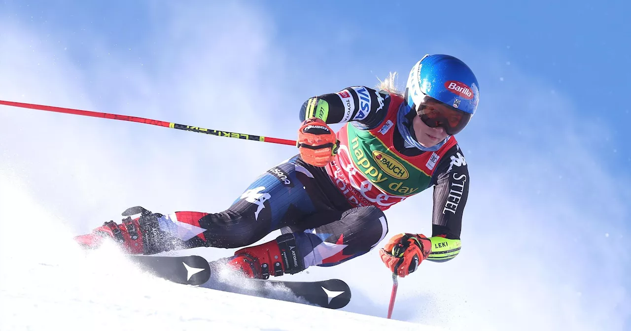 Shiffrin al comando dopo la prima manche, Brignone-Bassino in corsa per il podio, Gut ko