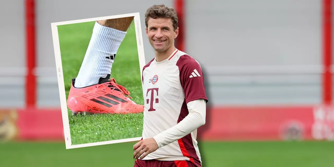 Mit seinen Schuhen: Thomas Müller setzt ein Statement zu den Trennungsgerüchten