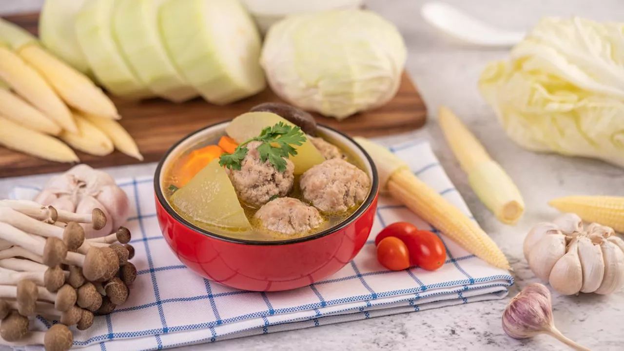 Resep Bakso Ayam, Mudah Dibuat di Rumah dengan Rasa Lezat dan Gurih