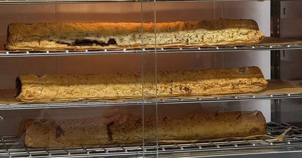 Football fans spot one issue with huge 18-inch sausage roll on sale for £11