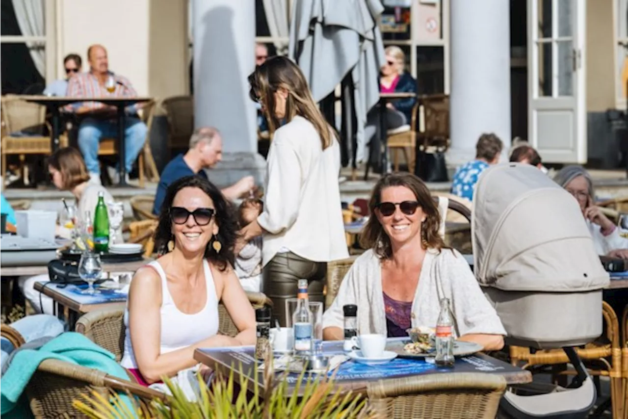 Het was de warmste 25 oktober, en dat voelen de supermarkten en de horeca: “Een overrompeling”