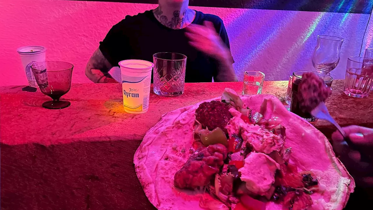 Berlin & Brandenburg: Das perfekte Match: Dating mit Döner in Berlin