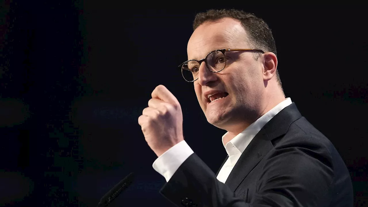 'Schreckliche Demagogie': Spahn zieht bei Özoguz Nazi-Vergleich