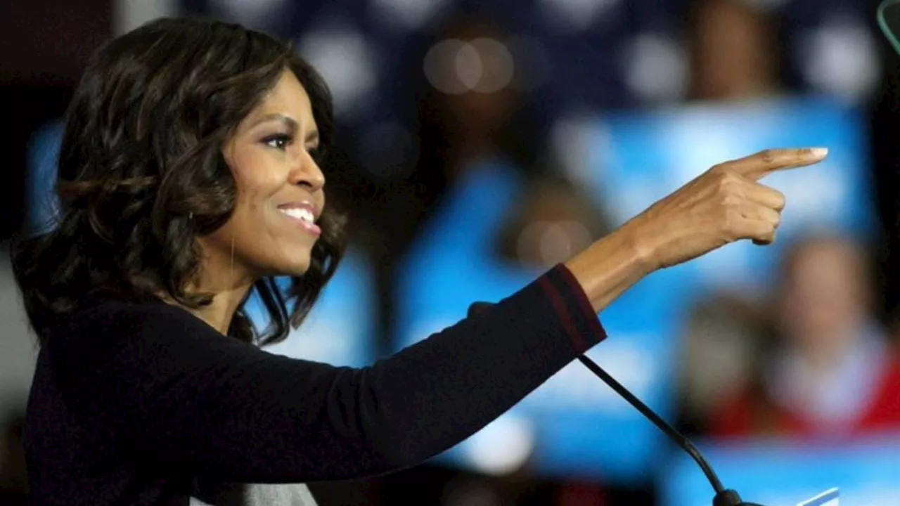 Michelle Obama afirma que Trump 'tiene miedo' de volver a debatir con Harris