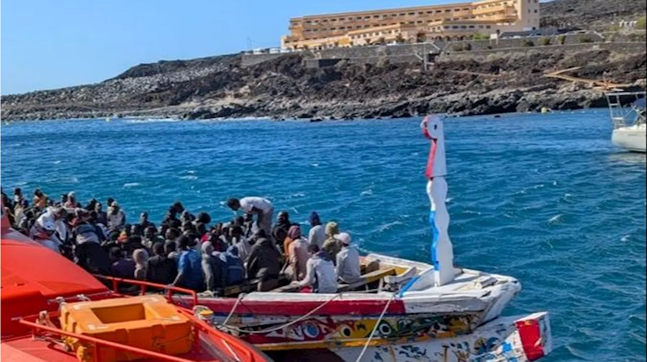 Llega un cayuco a El Hierro con 175 migrantes a bordo, entre ellos un fallecido y nueve bebés de menos de un año