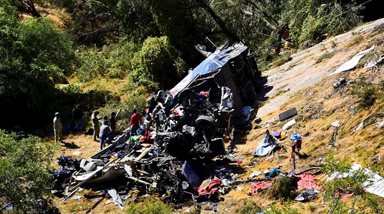 Bus crash in central Mexico kills 19 people - SABC News - Breaking news, special reports, world, business,