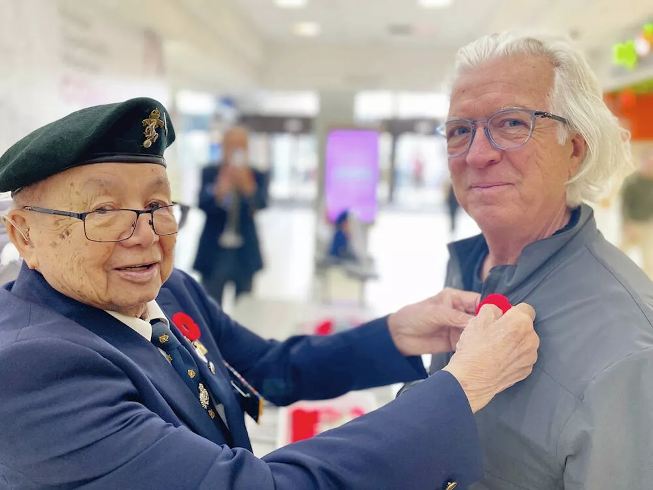 'People can’t forget about the sacrifice': Burma veteran still handing out poppies at 98