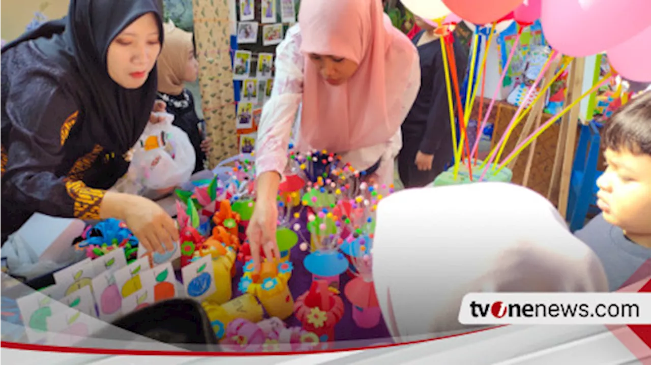 Adu Kreativitas Sambil Berwirausaha, Ratusan Siswa TK Gelar Pameran Karya dan Pentas Seni