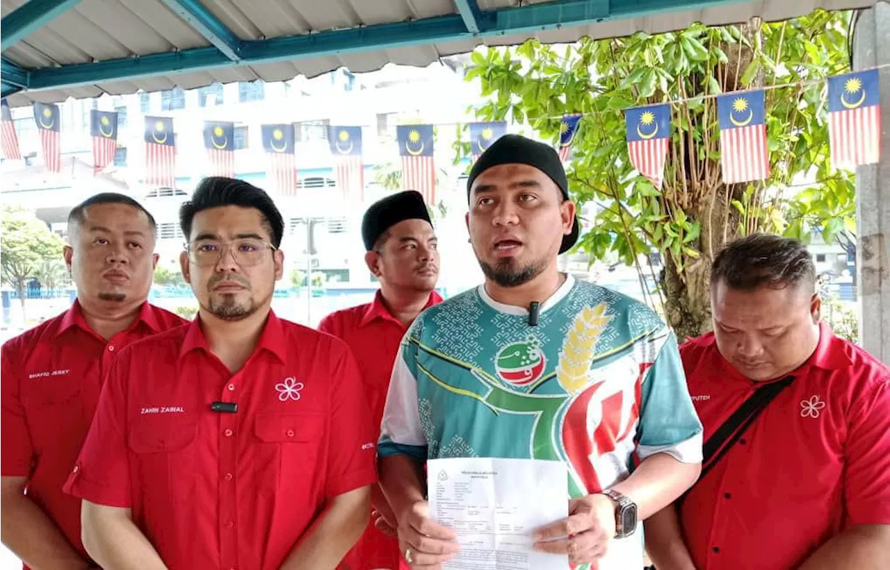 Tindakan kibar bendera China tidak masuk akal