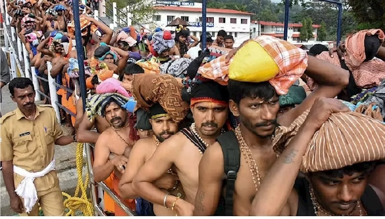 Sabarimala Pilgrims: అయ్యప్ప భక్తులకు శుభవార్త, ఇక విమానంలో కొబ్బరికాయలు ఇరుముడికి అనుమతి